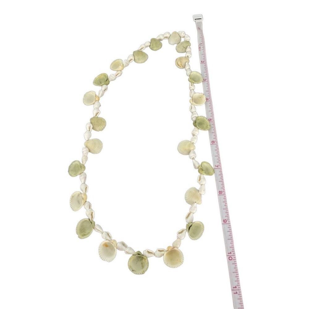 Maui Shell Island Necklace - Picture 3 of 11